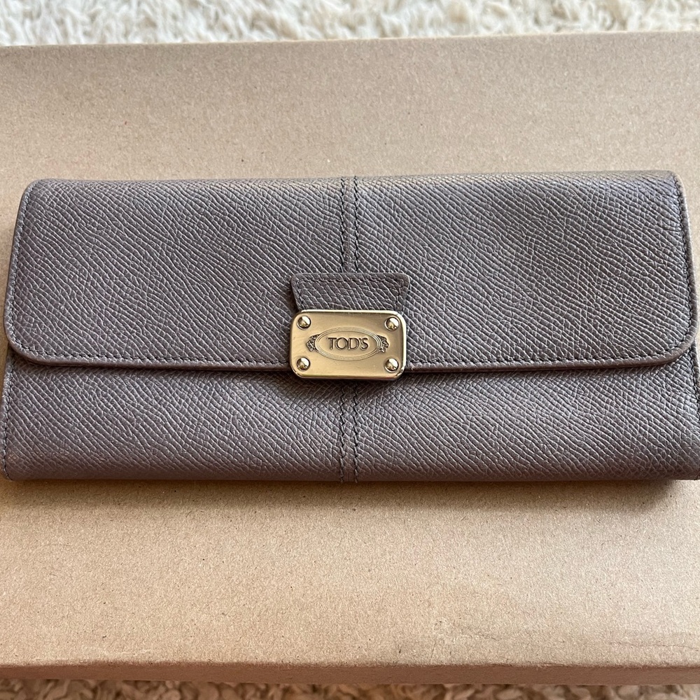 Tod’s Leather Wallet